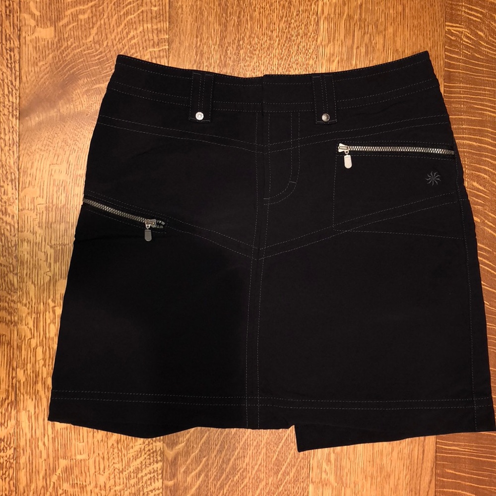 Athleta black skirt with silver zippers